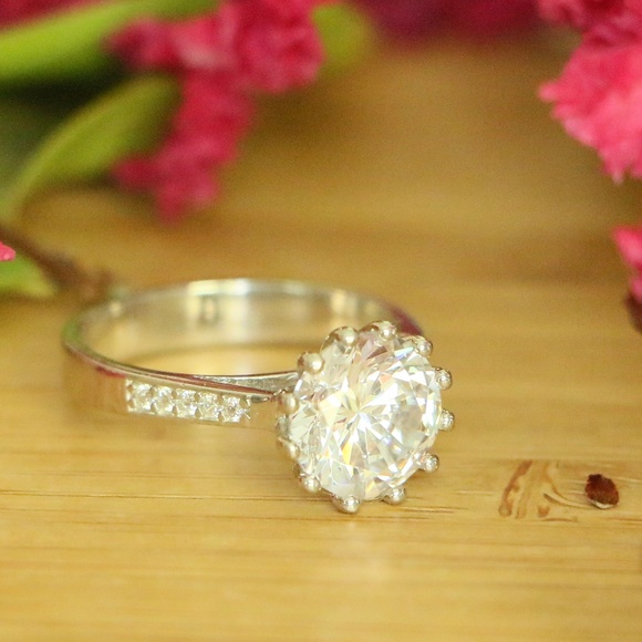 Sterling Silver Cubic Zirconia Wedding Jewelry - Picture 4 of 8